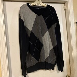 Nautica Men’s Black & Gray Argyle Crewneck Sweater